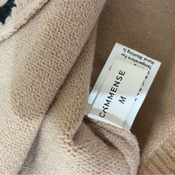 Commense Knit Contrast Wave Trim Bow Sweater Size Medium Tan and Black - Picture 11 of 12